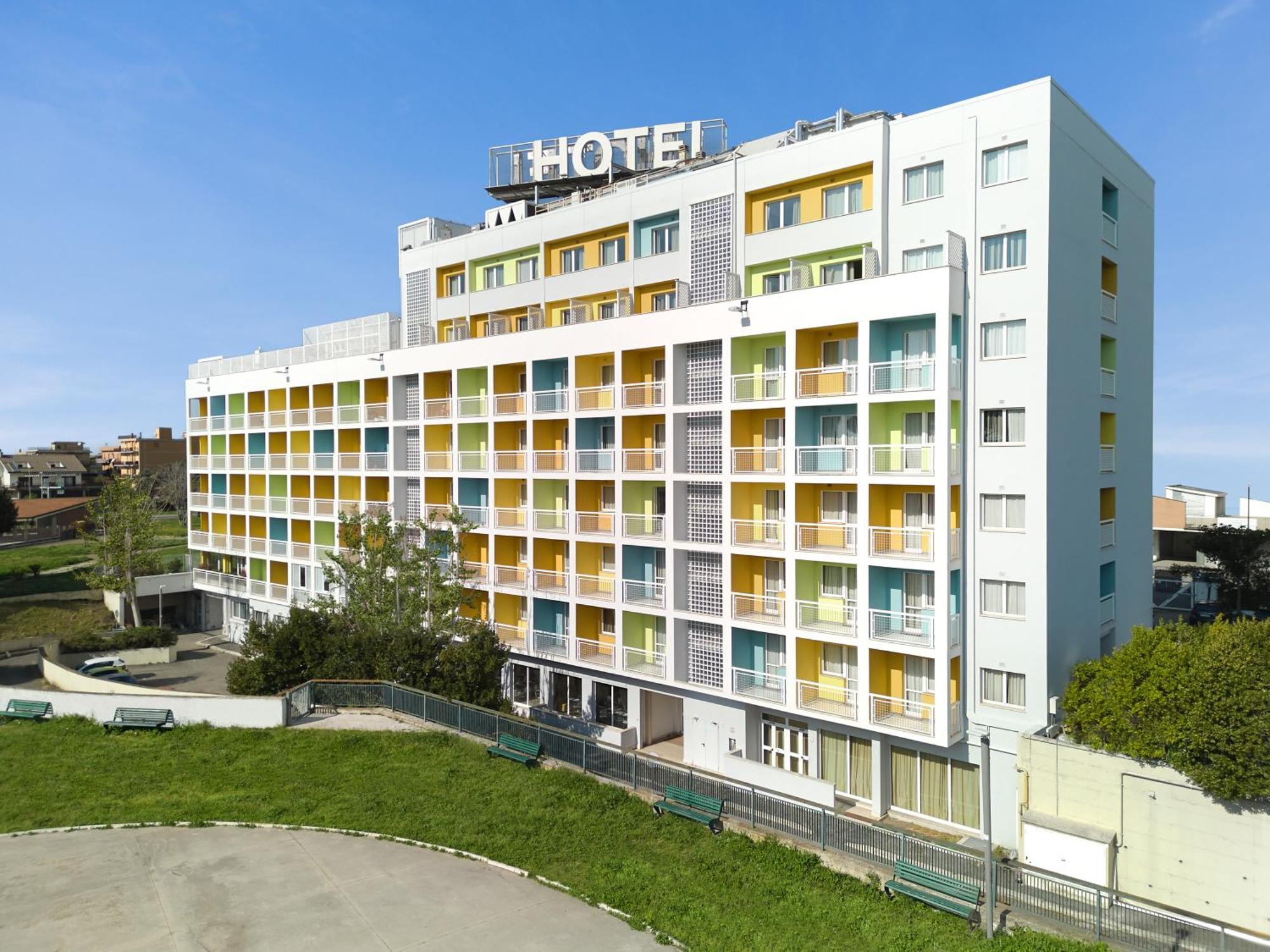 Hotel Roma Tor Vergata — Zdjęcia 1